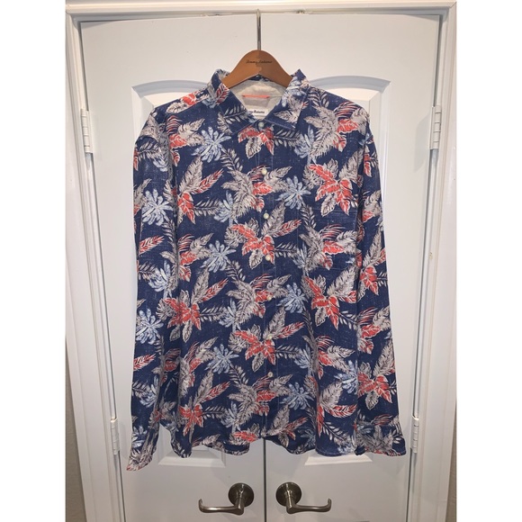 Tommy Bahama Hawaiian Button-Up Camp Shirt - Picture 2 of 5